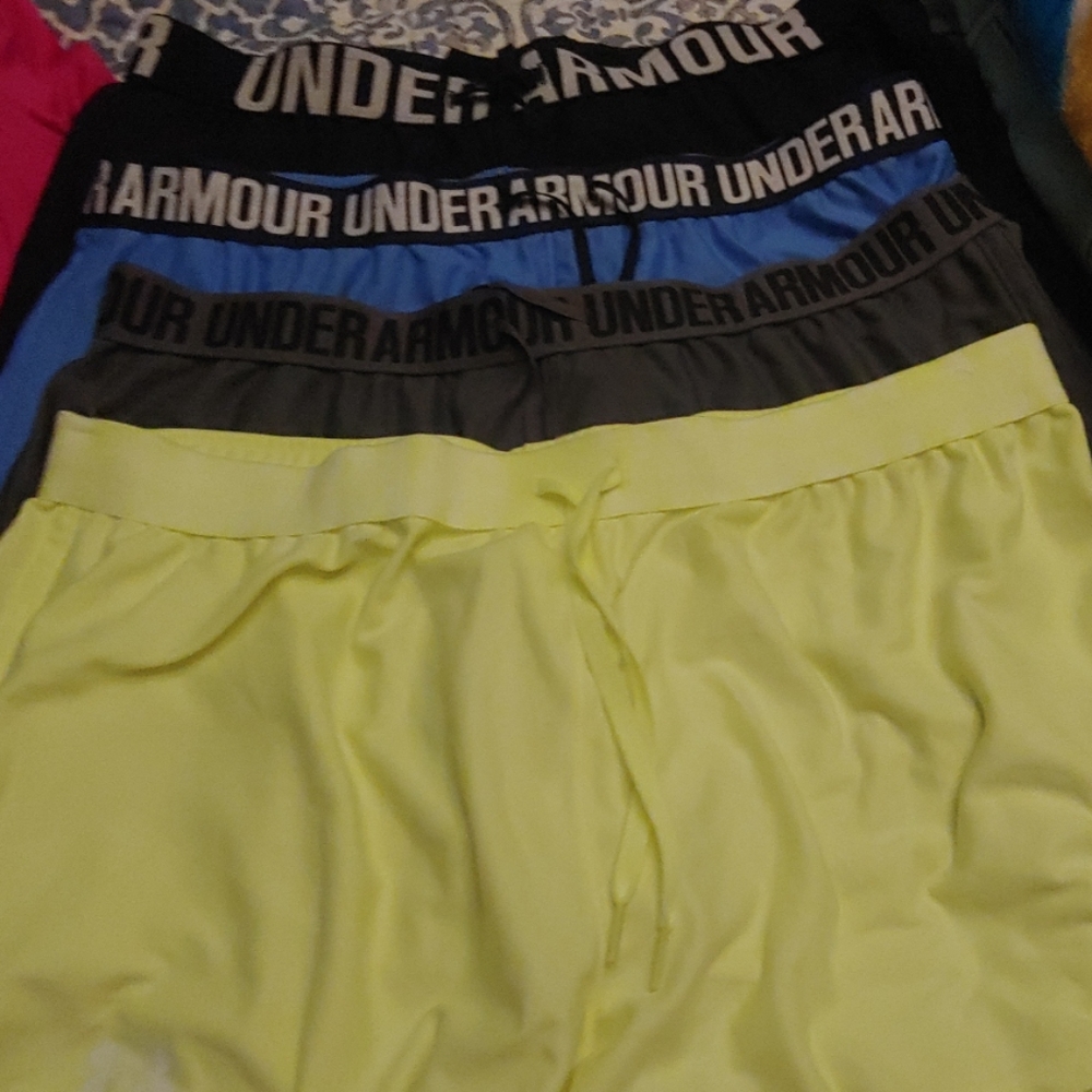 4 under armour shorts